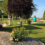 Lagalerne Pensión Neuville-du-Poitou